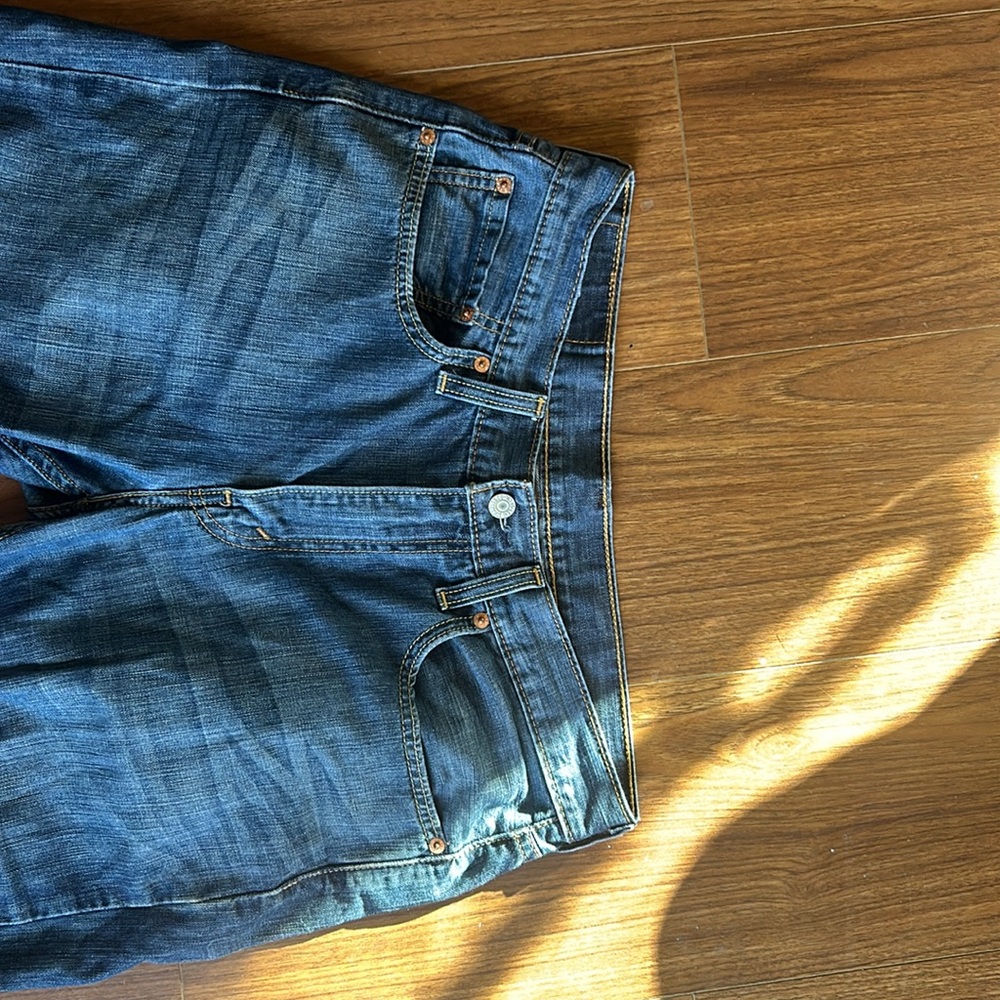Levi’s Bootcut Jeans - Picture 2 of 5